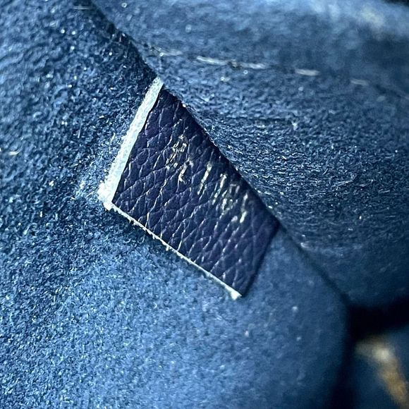 Louis Vuitton Turnlock My LockMe BB Chain Shoulder Bag Calf Marine Rouge - Picture 7 of 10